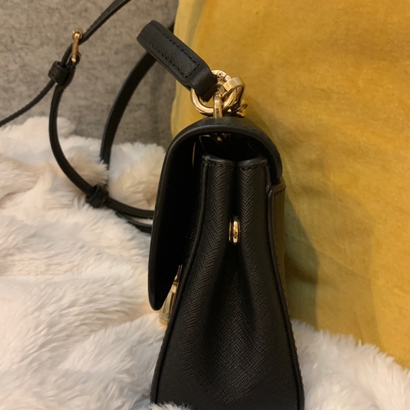 Mini Michael Kors Black Leather Purse - Crossbody - Picture 9 of 17